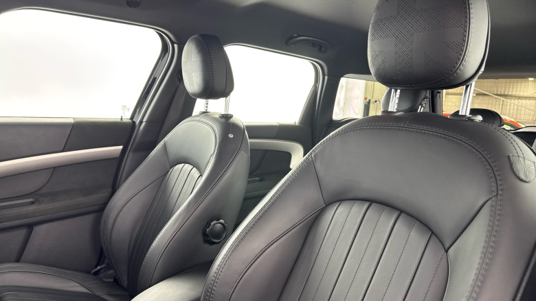 MINI Countryman 1.5 Cooper S E Exclusive Prem ALL4 PHEV 5dr Auto Hatchback